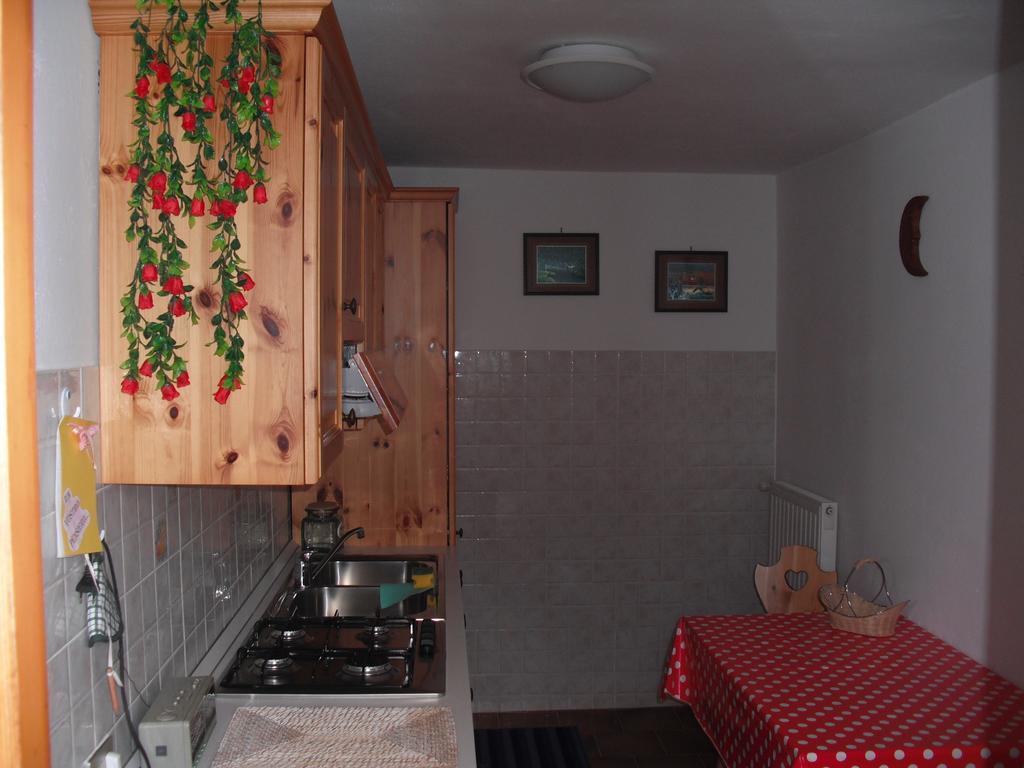 Bed And Breakfast Ai Sassi Sovramonte Exterior foto